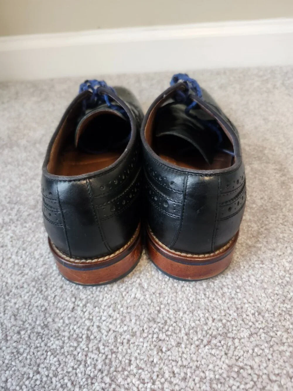 Men's Johnson & Murphy Shoes / Size: 9.5